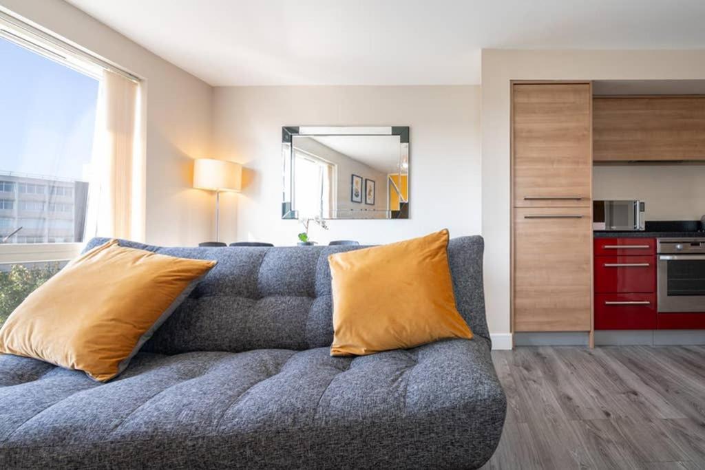 Avril Apartments Бирмингам Екстериор снимка